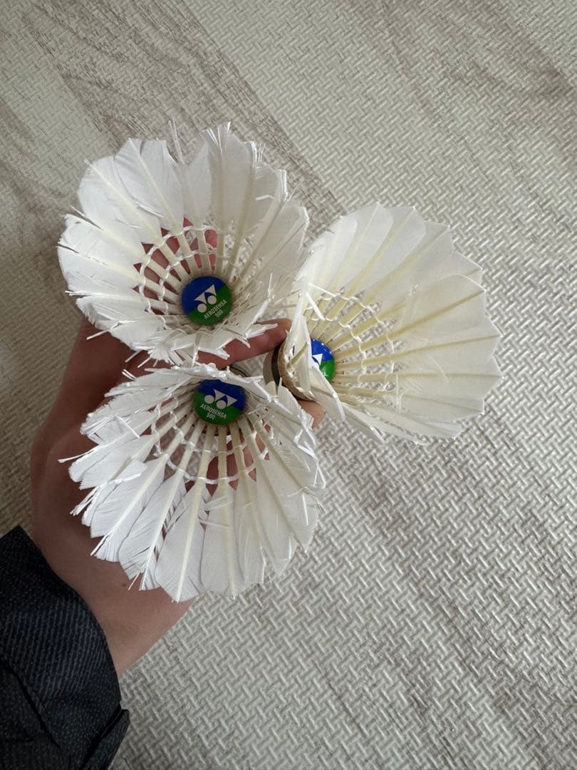 ヨネックスエアロセンサ500中古シャトル168球