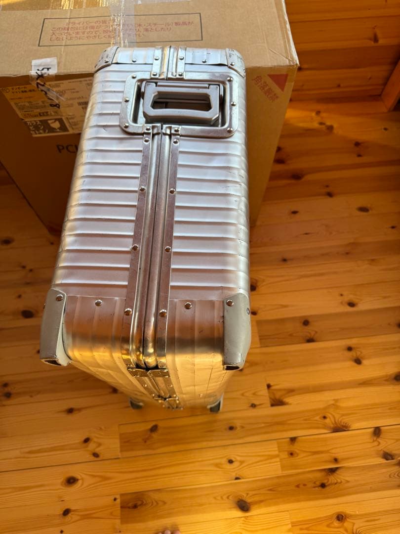 ￼ リモワ　RIMOWA トパーズ　オパール　プルタブ　4輪　104L
