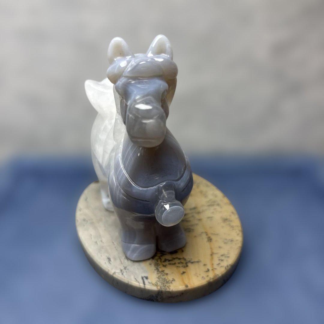 最高品質瑪瑙　馬の置き物　台付き　12-1