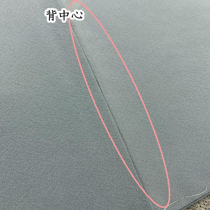 601mi100☆色無地 一つ紋 ややふくよかサイズ くすみ水色☆しつけ付き美品