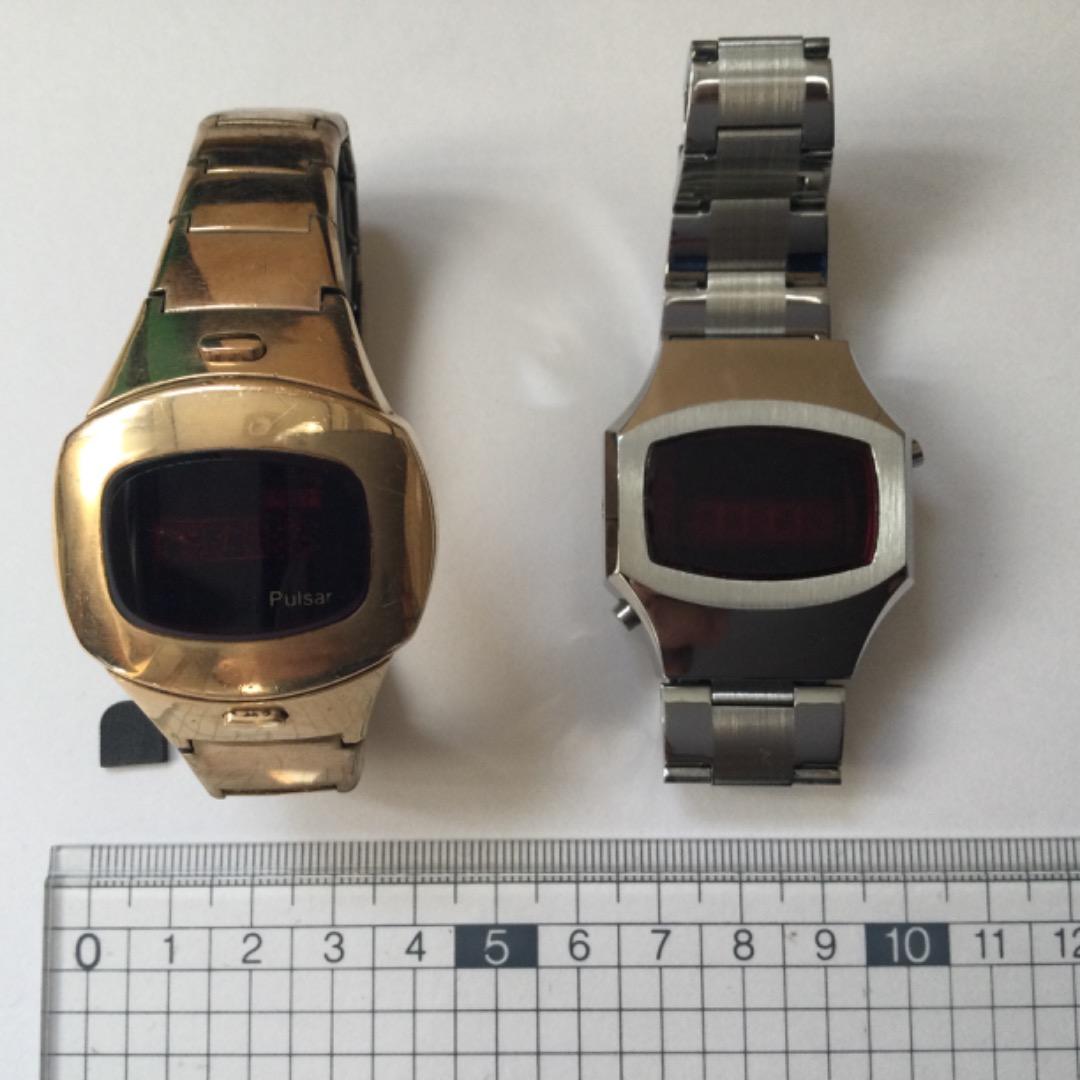 腕時計：アンティーク　デジタル時計（2個セット）