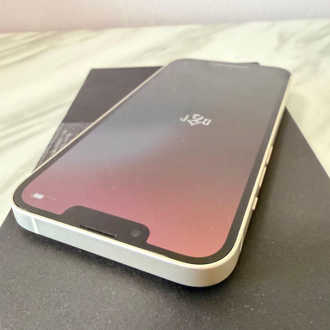 極美品♡iPhone 13本体♡86%スターライト 128GB ガラスフィルム付