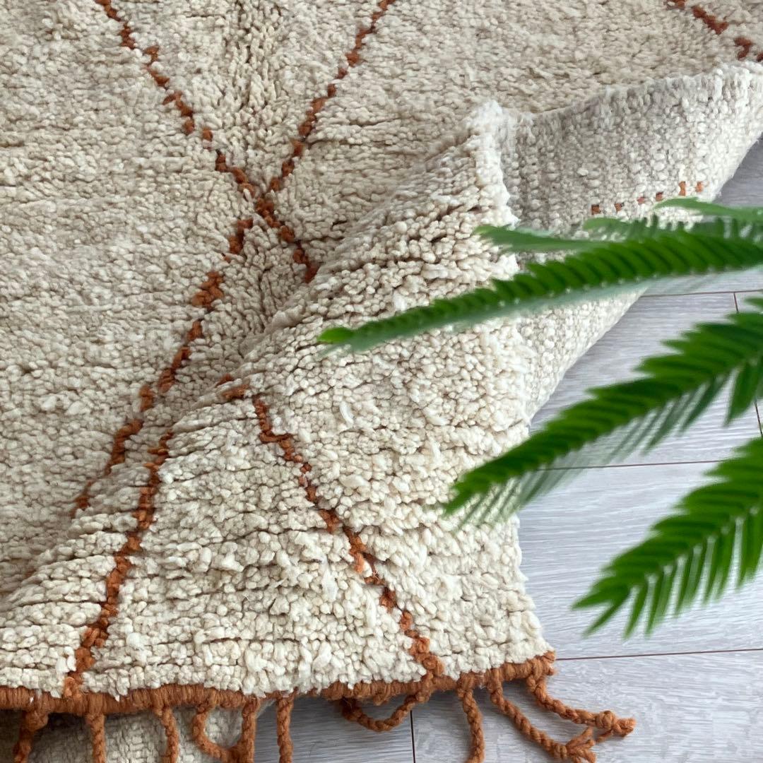 Morokkoモロッコラグ◇ダイヤ　ホワイト　ベニワレン　トルコヴィンテージラグ