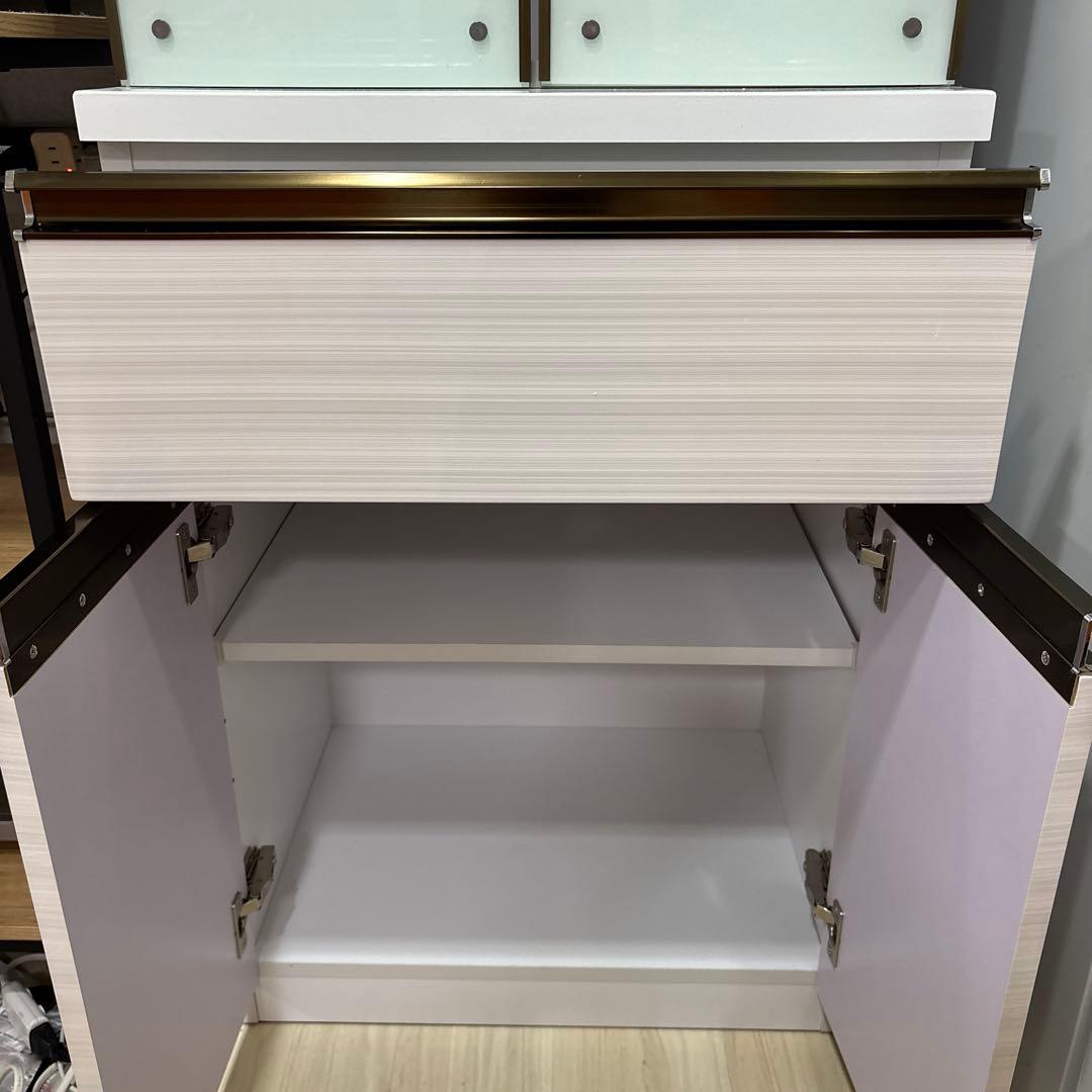 みかん　食器棚