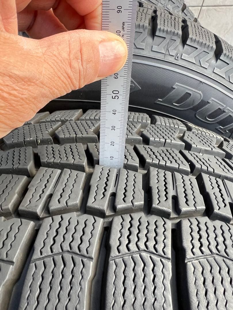 ダンロップ 215/65R16 スタッドレスタイヤ・ホイールセット（引取り可）