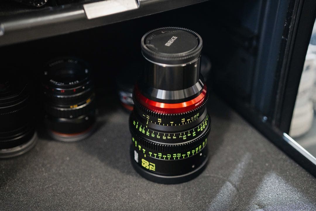 美品 Meike MK-50mm T2.1 FF ソニーEマウント シネマレンズ