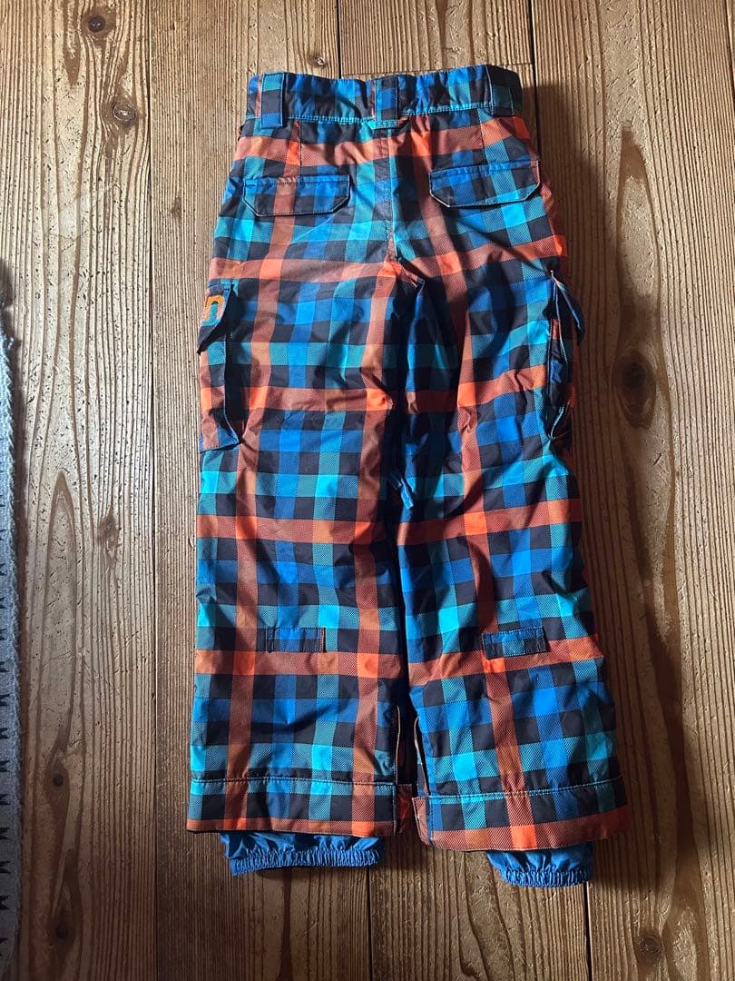 BURTONバートン　キッズスノーボードウェア 上M下S オレンジ青チェック