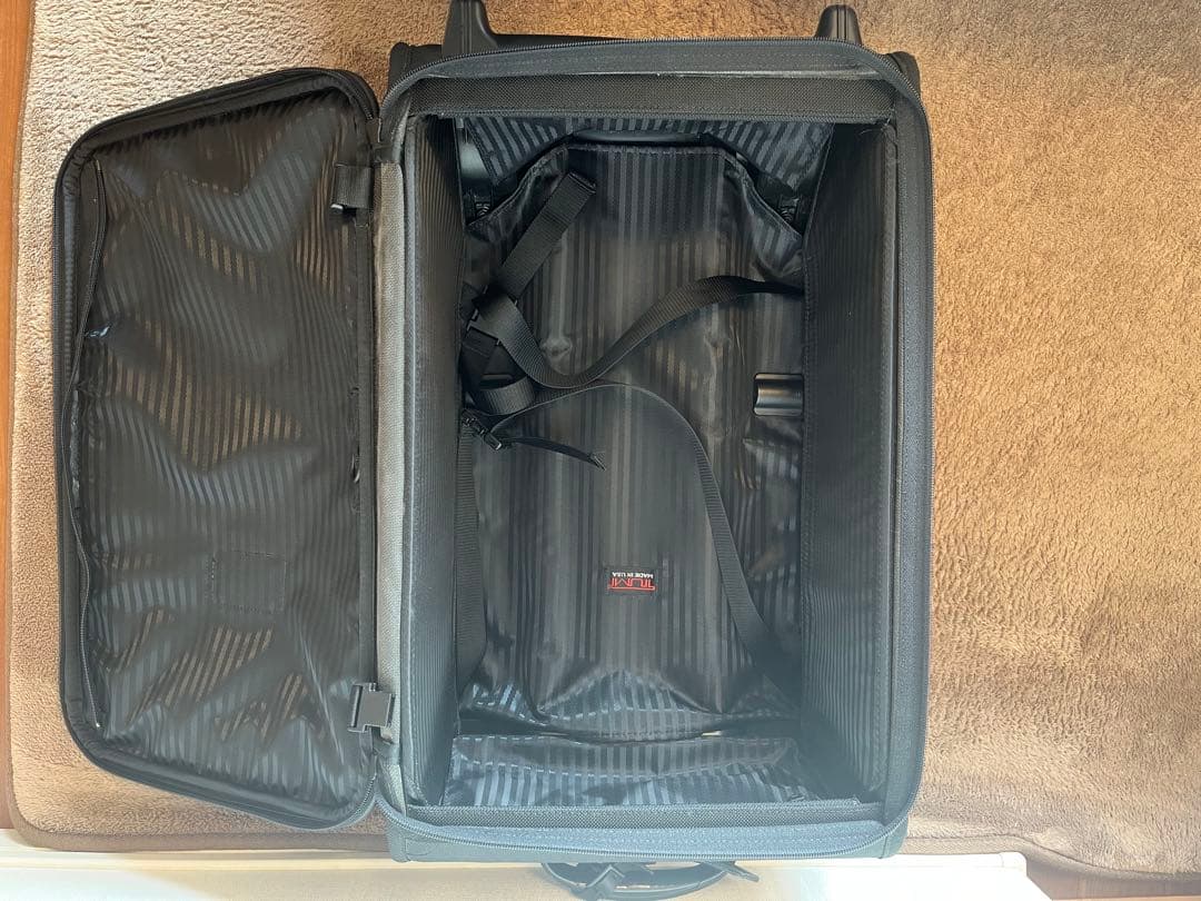トゥミ(TUMI)キャリーケース(2243D3)