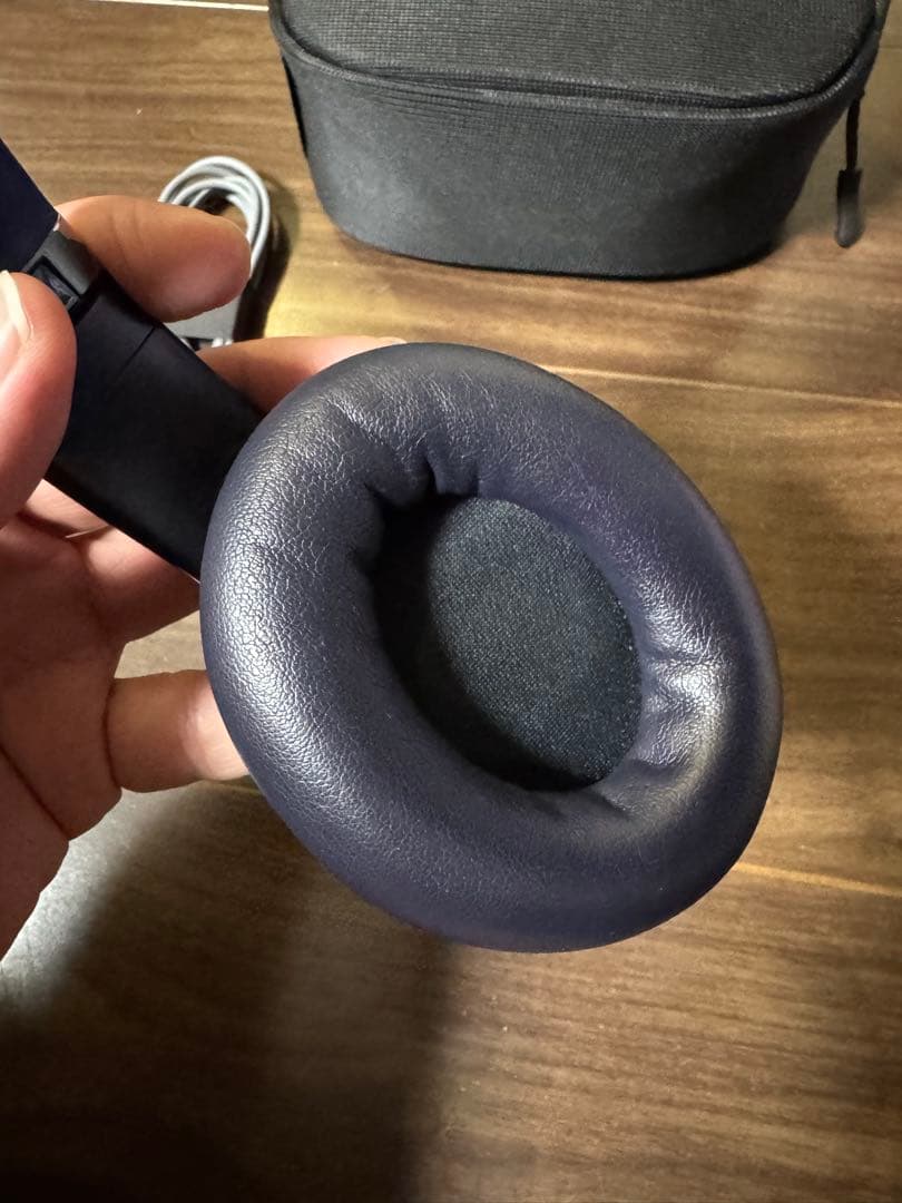 Beats Studio Pro ネイビー