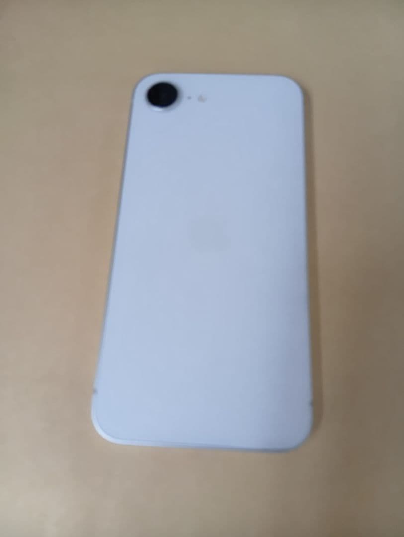 iPhone16e SIMフリー　128GB