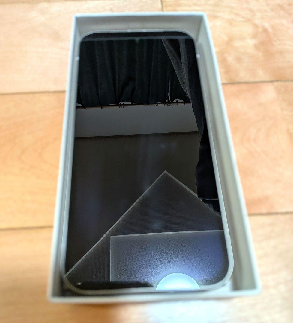 【新品未使用】Google Pixel 9a ホワイト　本体、充電コード付き