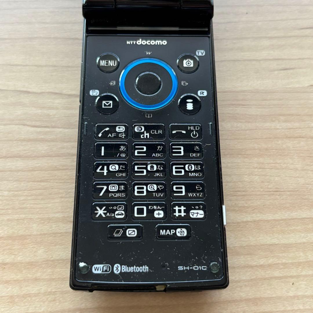 シャープ アクオス ドコモ SH-01C ブラック 携帯電話 パカパカ