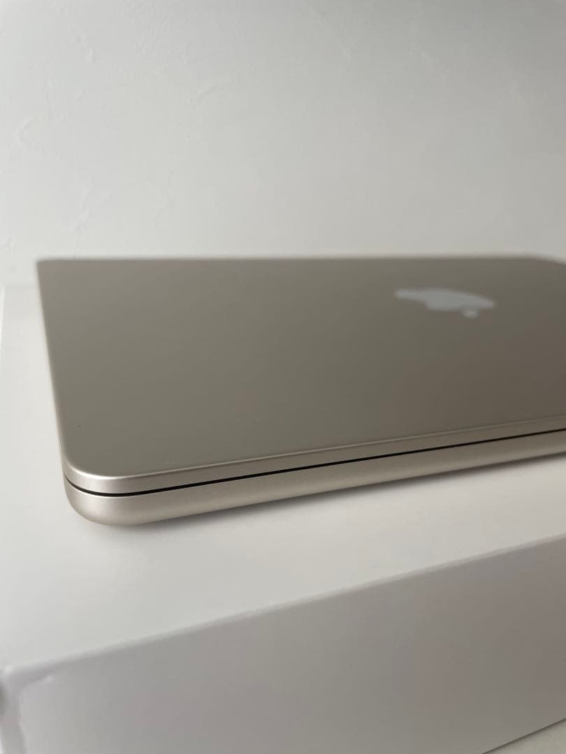 【ジャンク】美品 MacBook Air M2 8GB 256GB｜画面不良