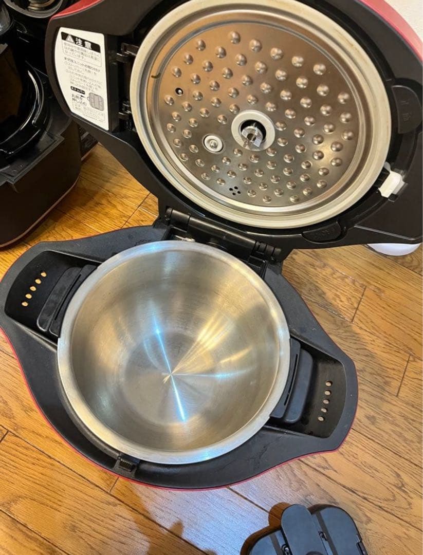 【美品】シャープ ホットクックKN-HW24C-R 2.4L 自動調理 無水調理