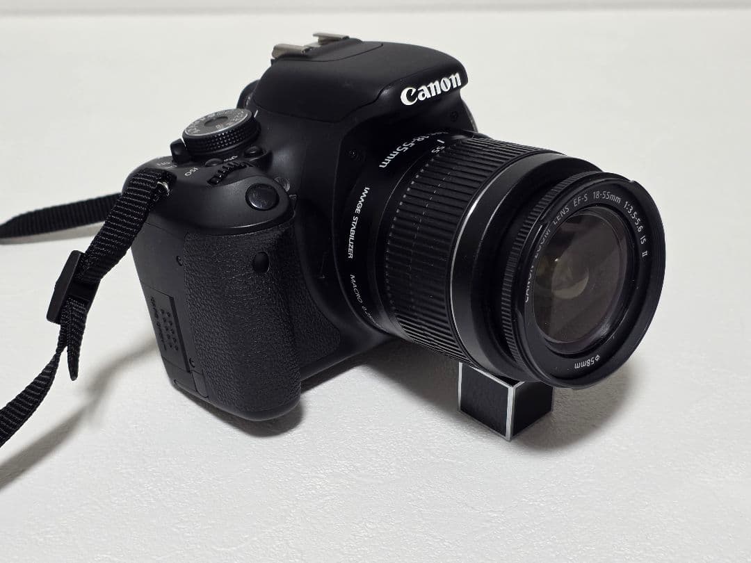 【送料込み】キャノン Canon EOS Kiss X5 デジタル一眼レフカメラ