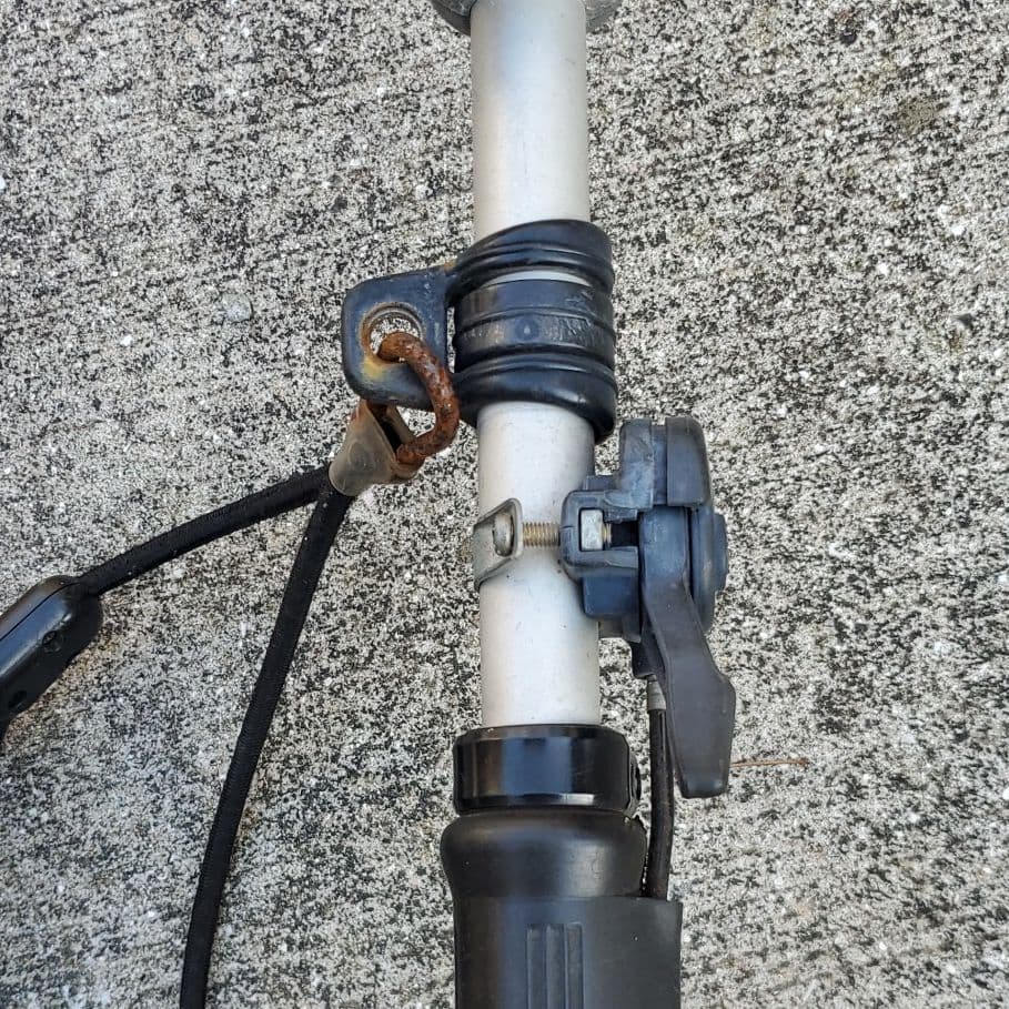 マキタ　エンジン草刈り機　2サイクル　実動にさせて発送します