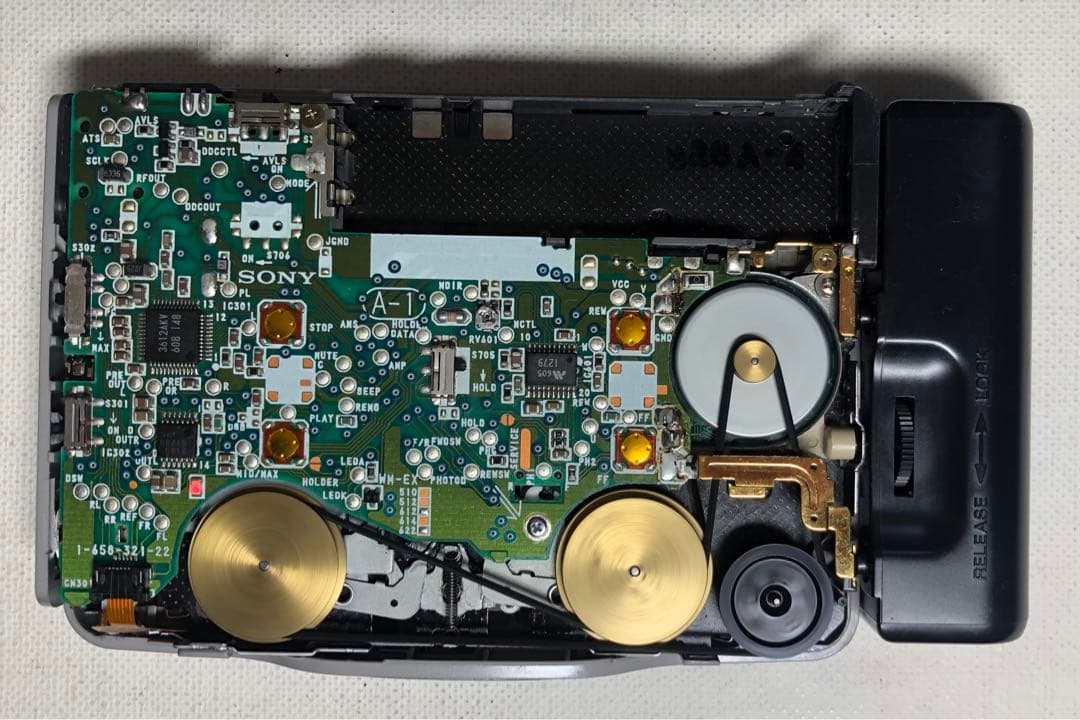 人気良音ガジェットWM-EX622 SONYカセットウォークマン可動品Rブラック