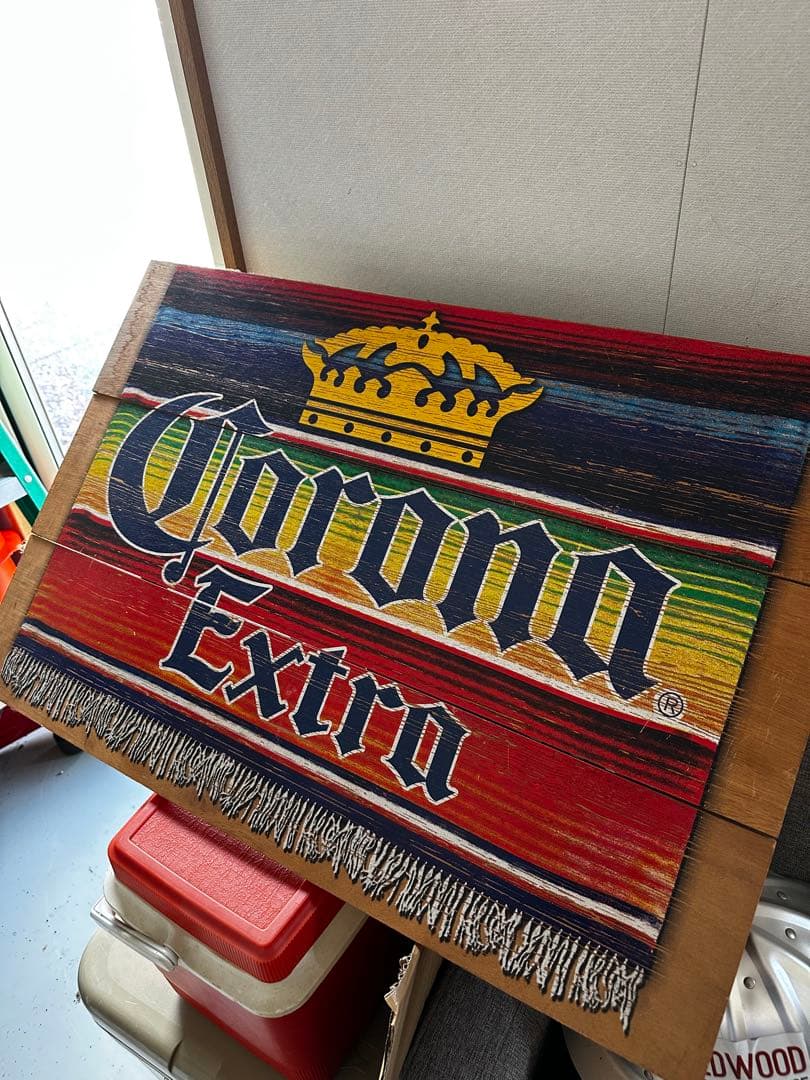Corona extra 木製看板