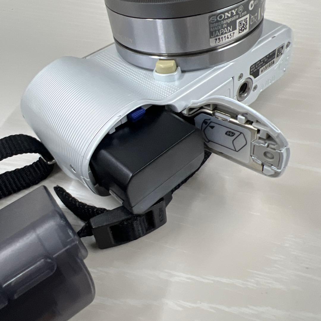 Sony NEX-C3 16.2メガピクセル シルバー