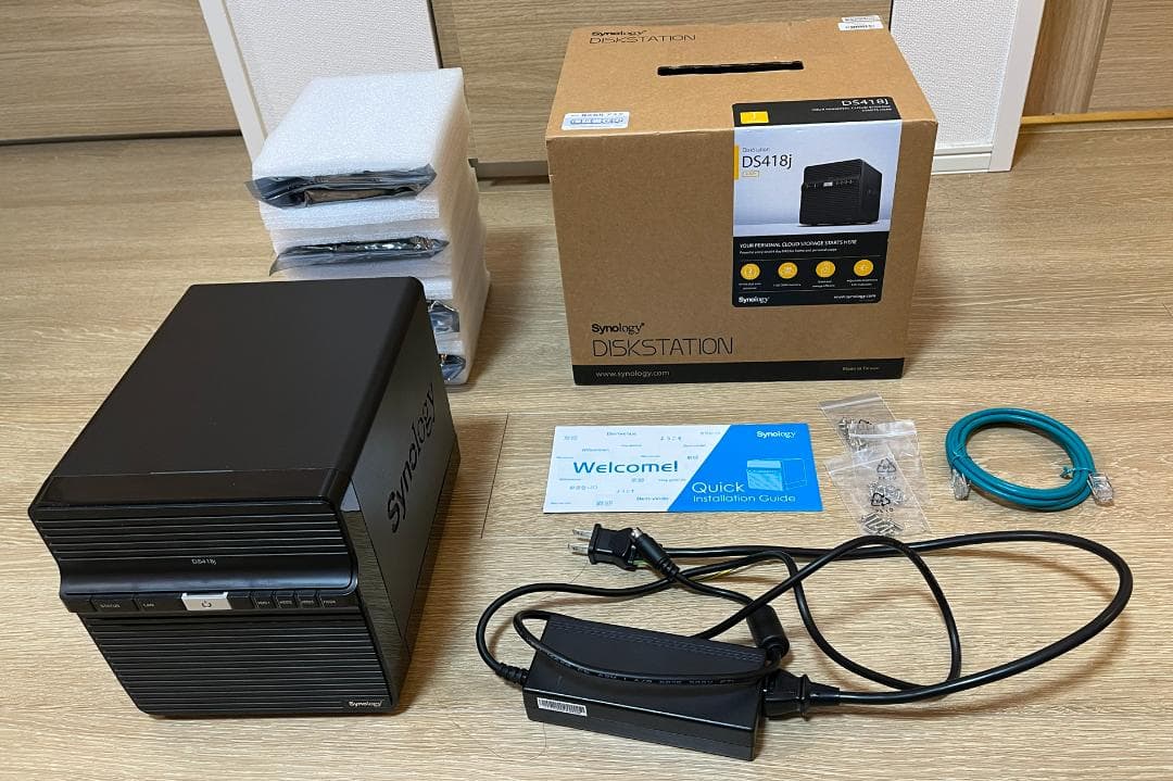 Synology NAS DS418j / 4TB HDD 4台付き