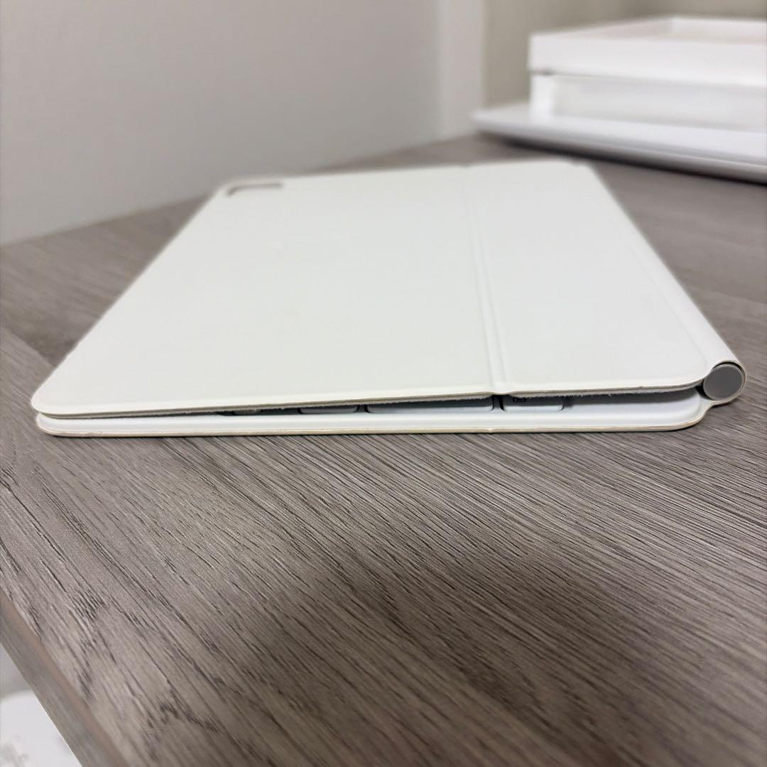 iPadアクセサリー Magic Keyboard