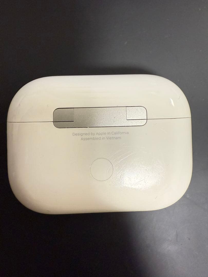 [美品]AirPods Pro 第2世代[充電ケーブル未使用]