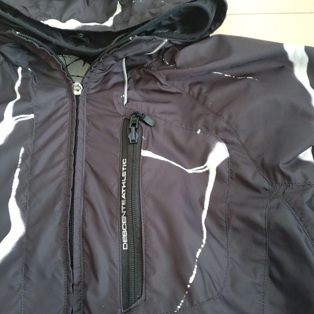 futura DESCENTE ナイロンジャケット フード付き