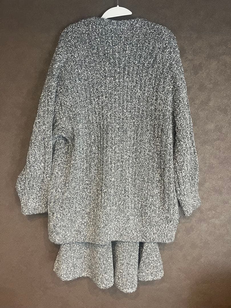 ナチュラルビューティーベーシック　ツイードミニワンピース＆カーディガンセット