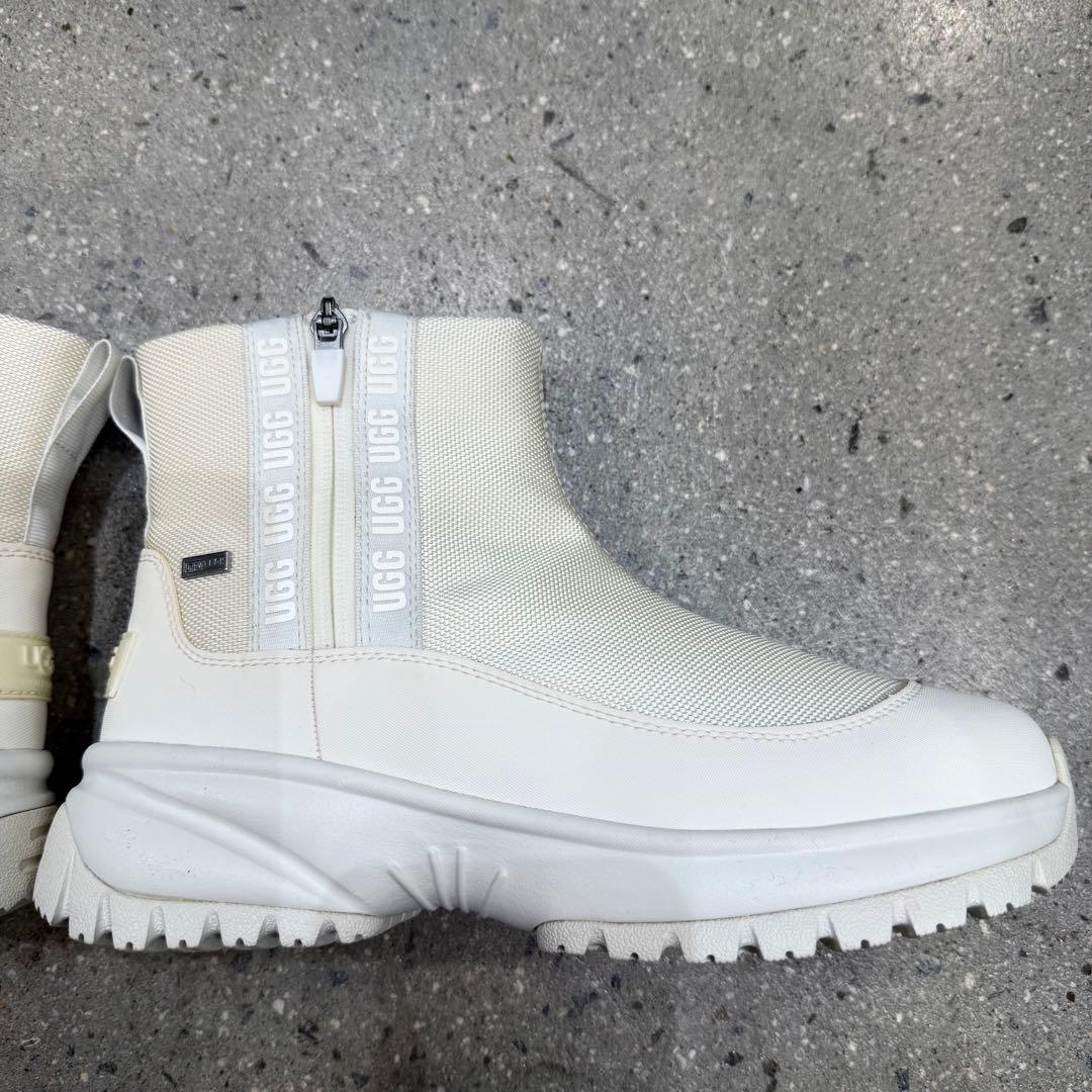 週末限定値引中☆早い者勝ち☆新品 UGG 防水ブーツ ヨセジップ 25cm