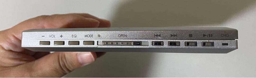 Panasonic ポータブルCDプレーヤー　SL-J905-S シルバー