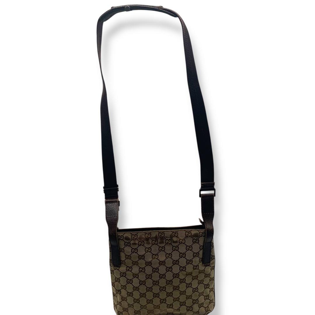 Gucci GG柄　ショルダーバッグ　キャンバス　レザー