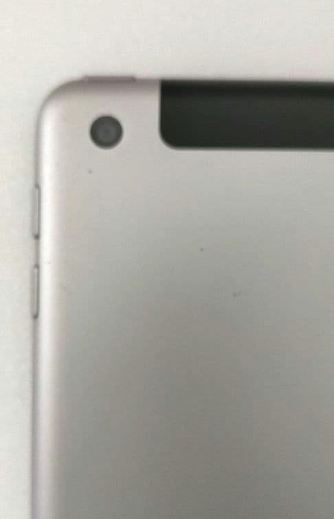 iPad 第6世代 32GB スペースグレー Wi-Fi+Cellular