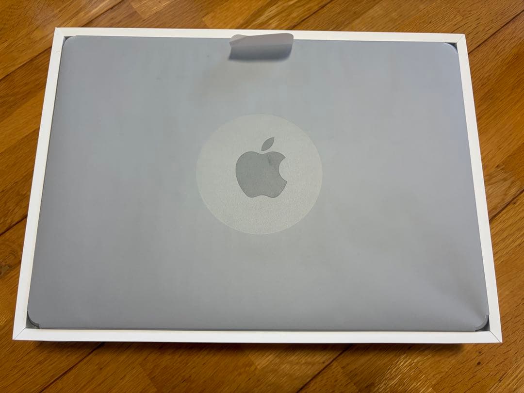 【美品】MacBookAirM2 13インチ2022 256GB、付属品完備