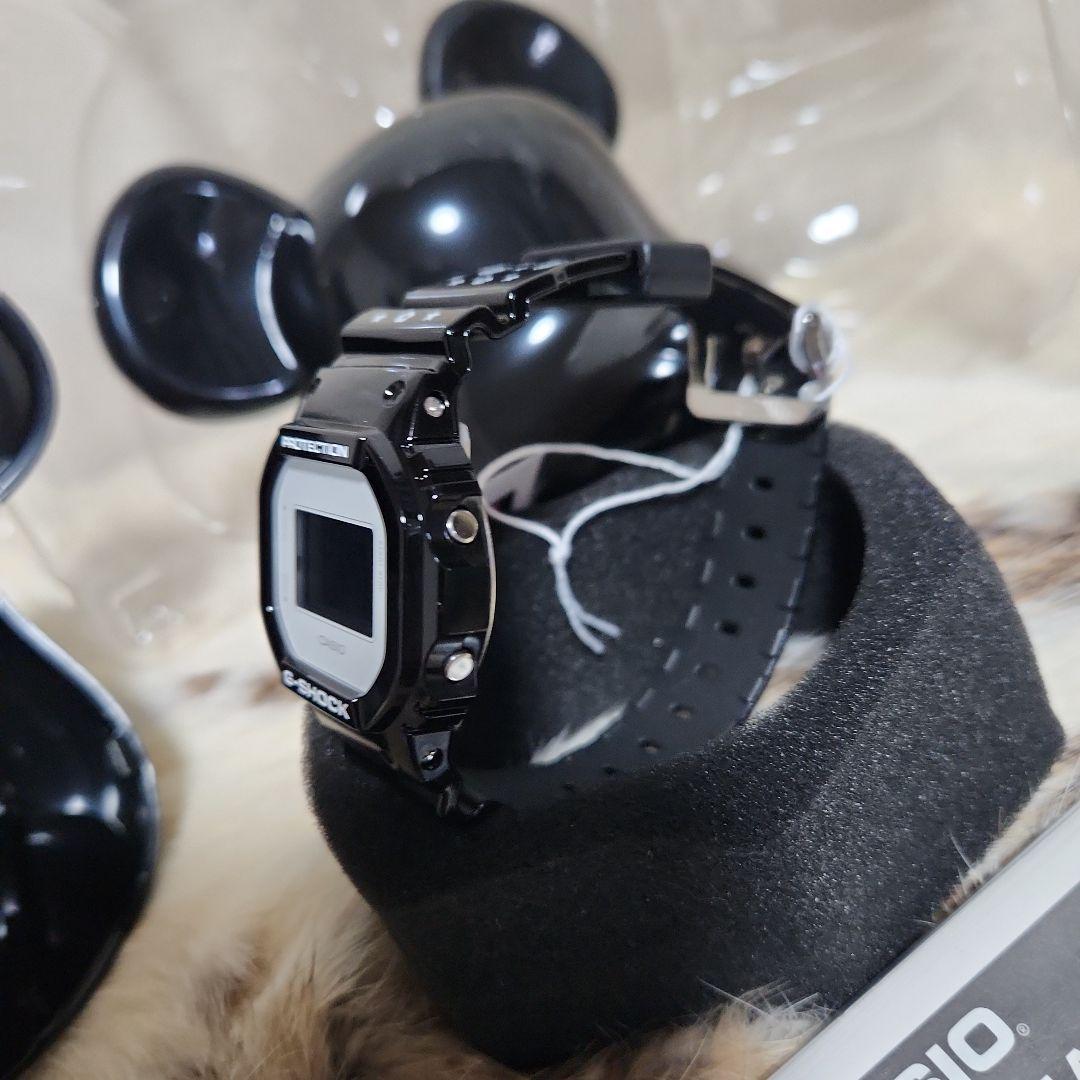未使用品　G-SHOCK×BE@RBRICK　DW-5600MT-1JR