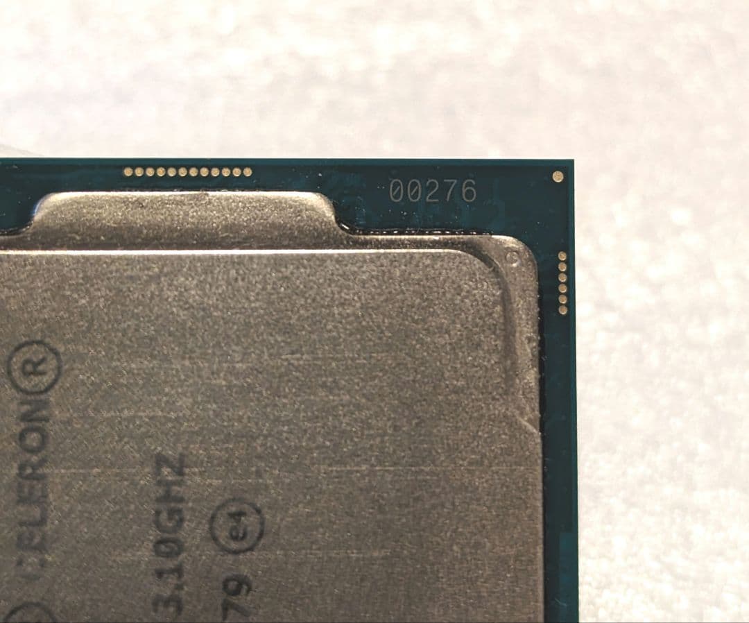 intel CELERON G4900 中古「144」