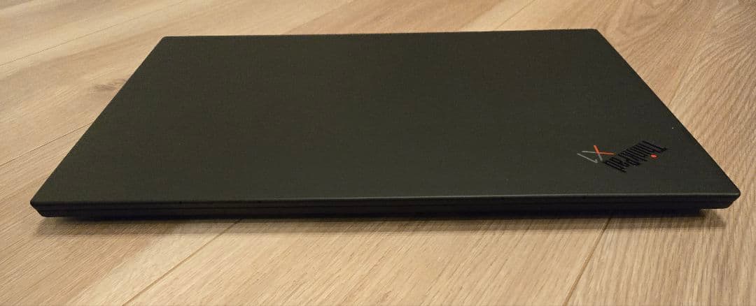 【極美品】Lenovo ThinkPad X1 Carbon Gen8 i7搭載