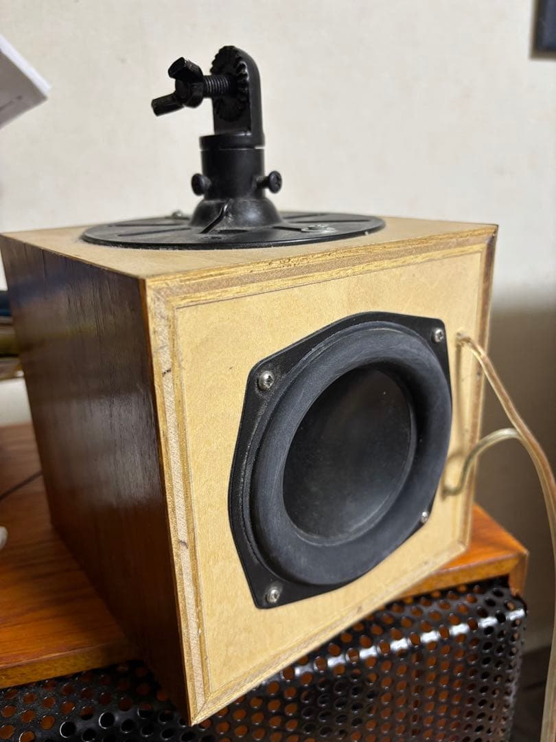 天井取り付けスピーカーフルレンジ10センチ自作スピーカー