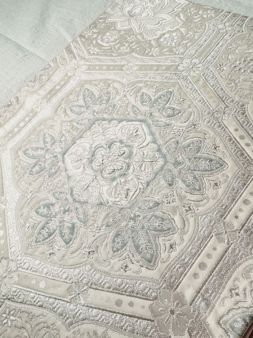 【訳あり特別価格】　正絹　袋帯　六通柄　銀糸　正倉院雪華