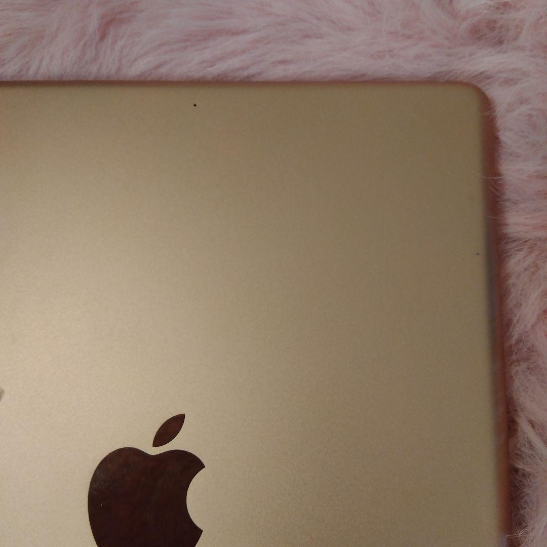 Apple iPad 第６世代　MRJN２J/A