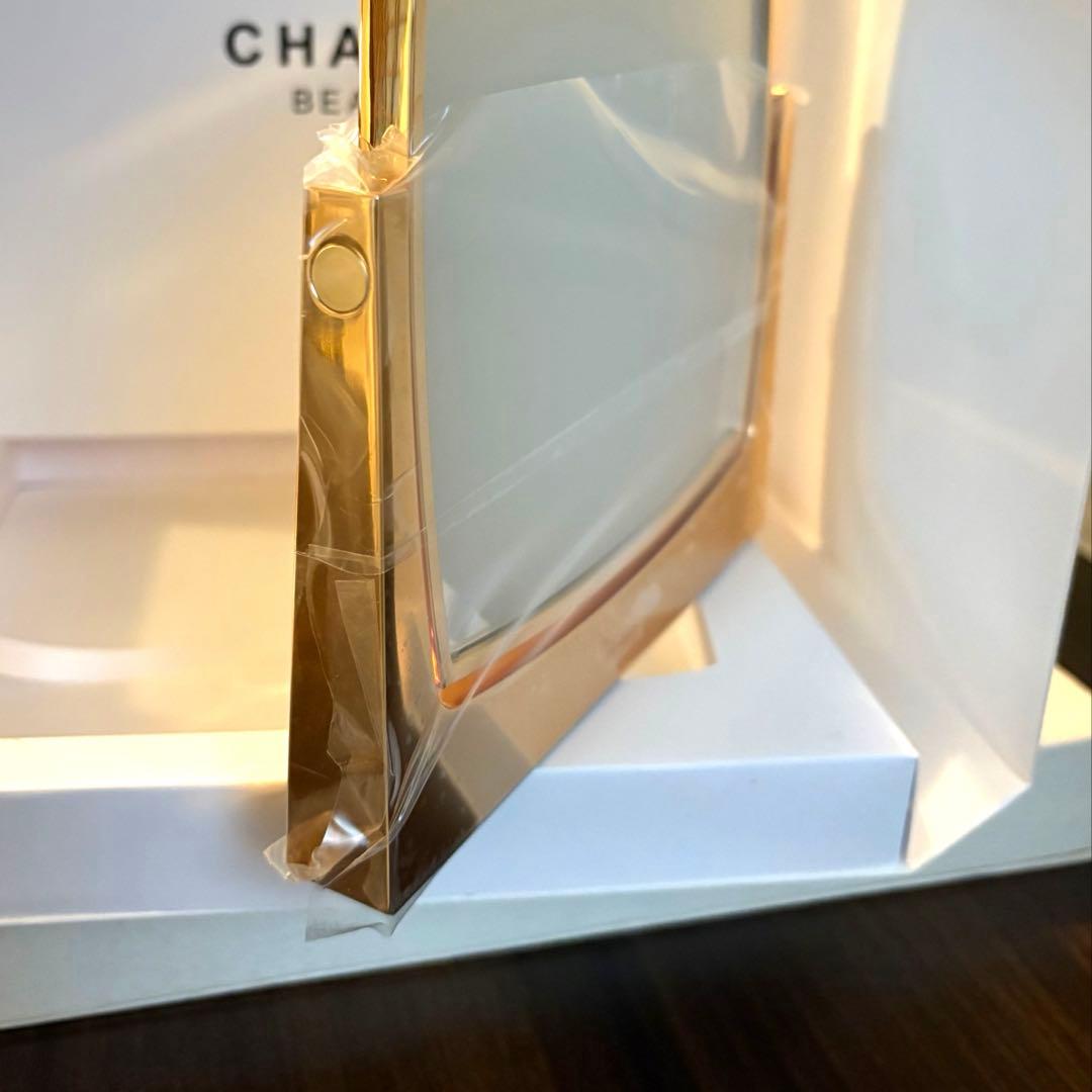 シャネル ノベルティ スタンドミラー ゴールド