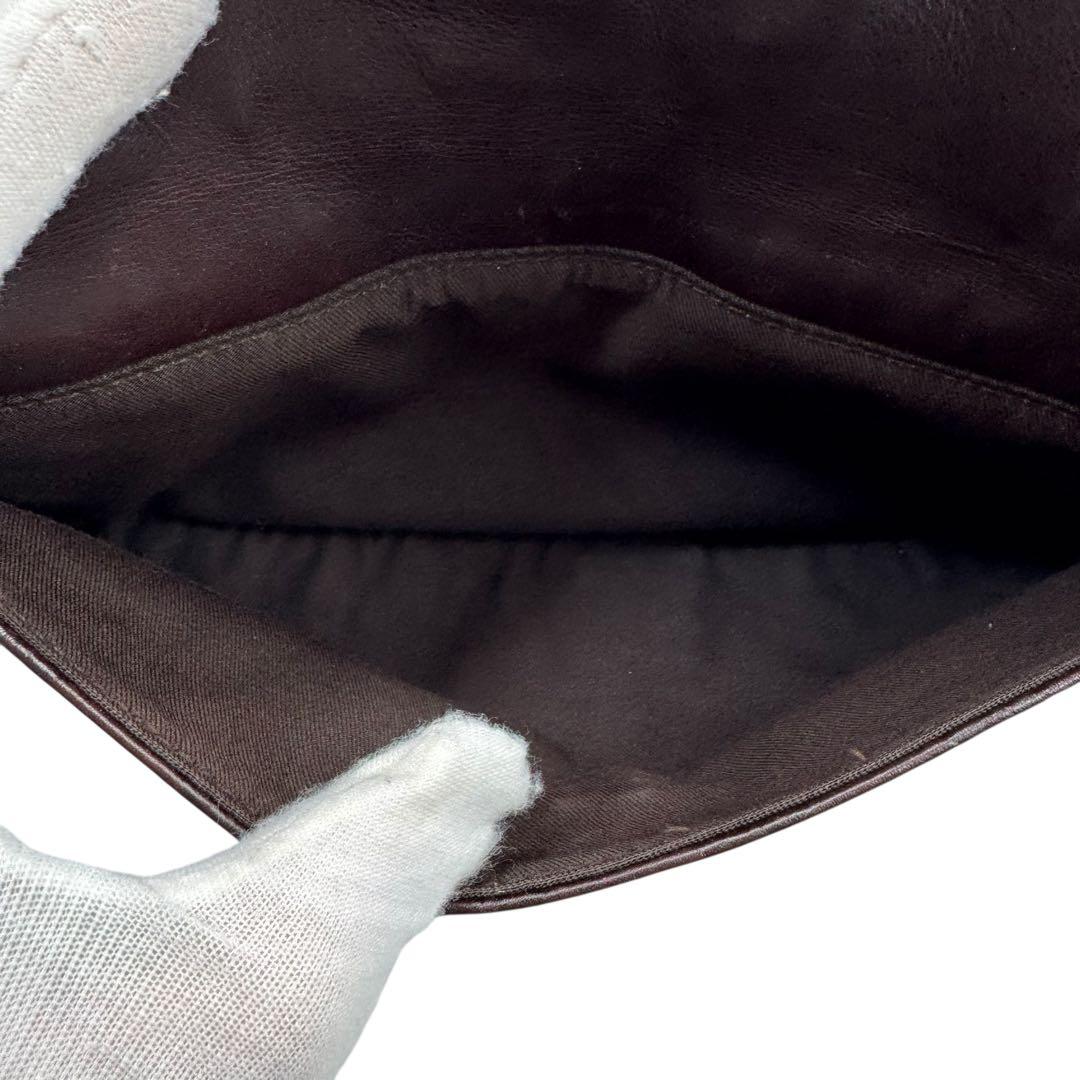 【美品】GUCCI グッチ　ボディバッグ　ウエストバッグ　GG　シマレザー