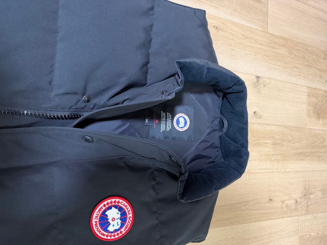 【美品】  ブラック ダウンベスト