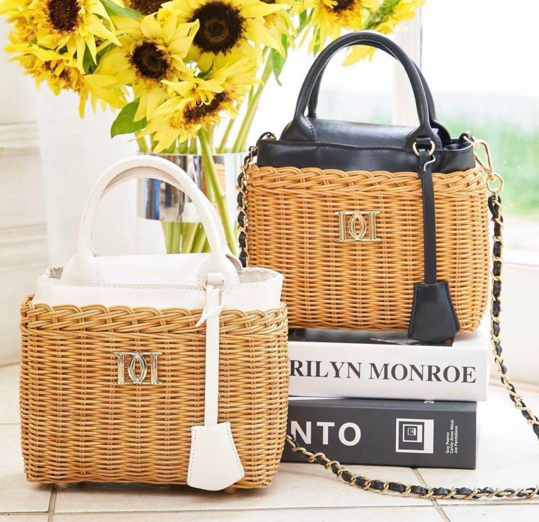 かごバッグ ホワイト/ブラウン チェーンストラップ付き