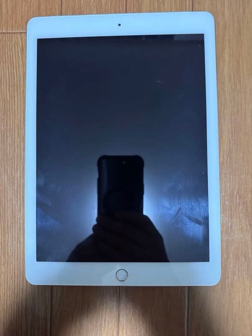 iPad Air 2 128GB ドコモ　本体のみ