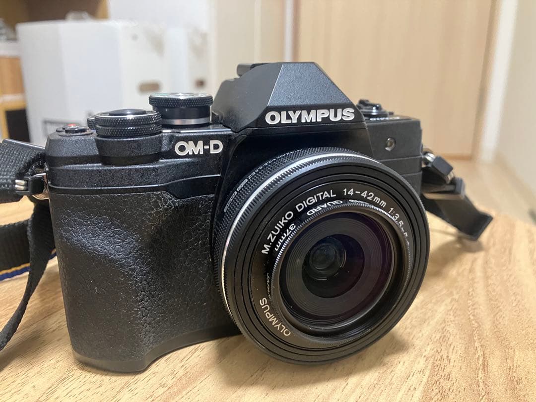 OLYMPUS OM-D E-M10 Mark Ⅳミラーレス一眼カメラセット