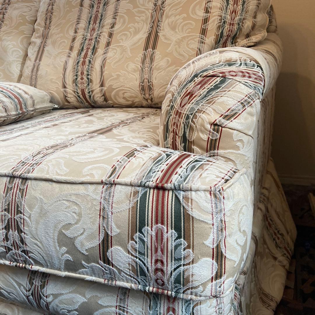 IDC大塚家具　米国高級家具 Thomasvilleトーマスビル　3人掛けソファ