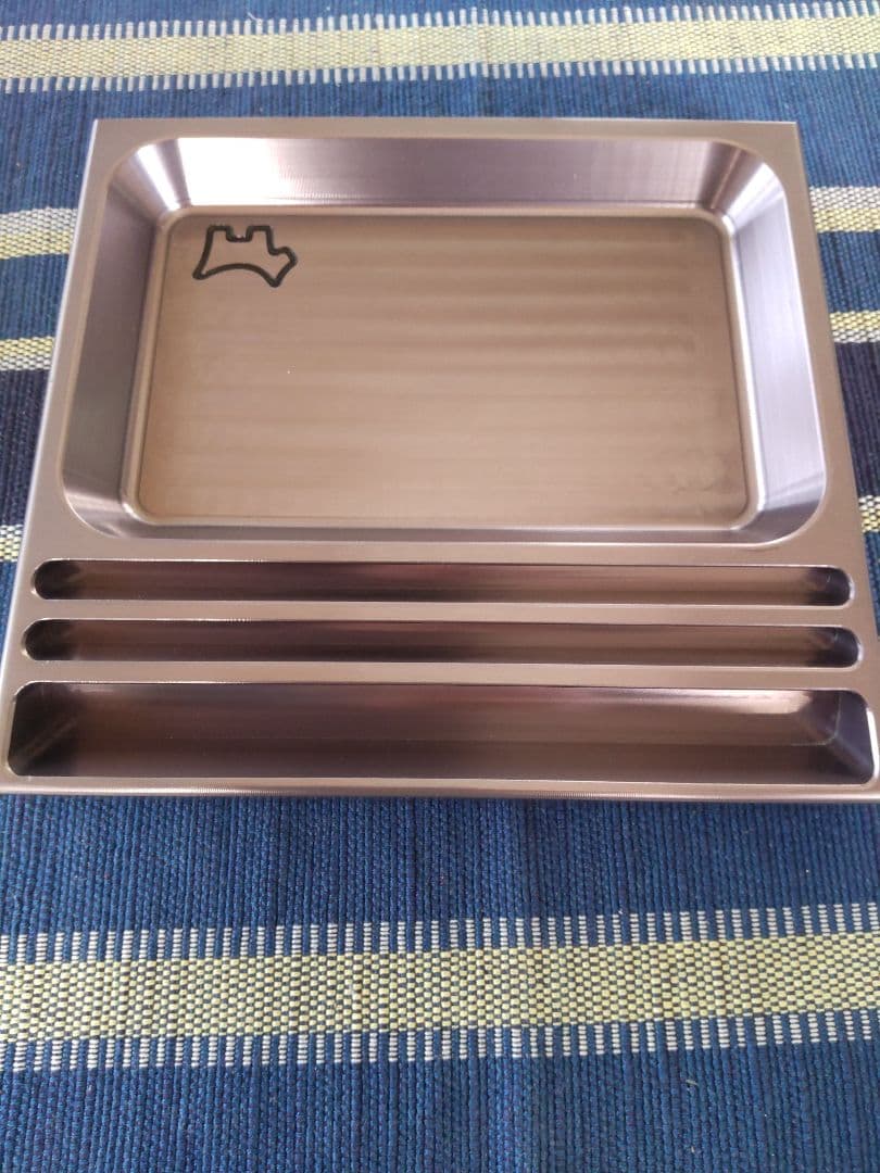 SCOTTY CAMERONロゴ入り 金属トレー