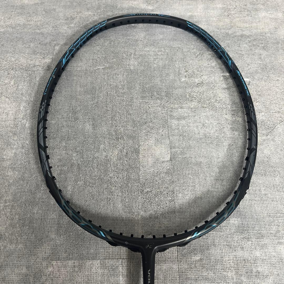 廃盤 YONEX VOLTRIC Z-FORCE II ヨネックス バドミントン