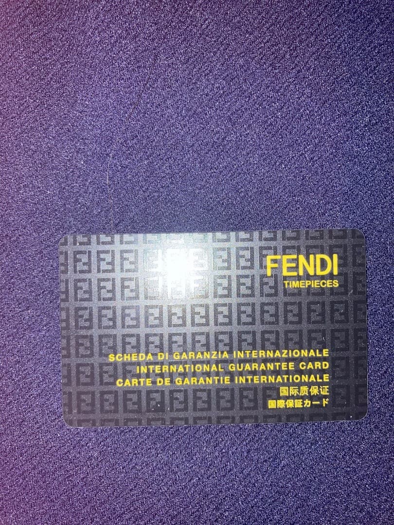 【FENDI時計】クラシコ ラウンド