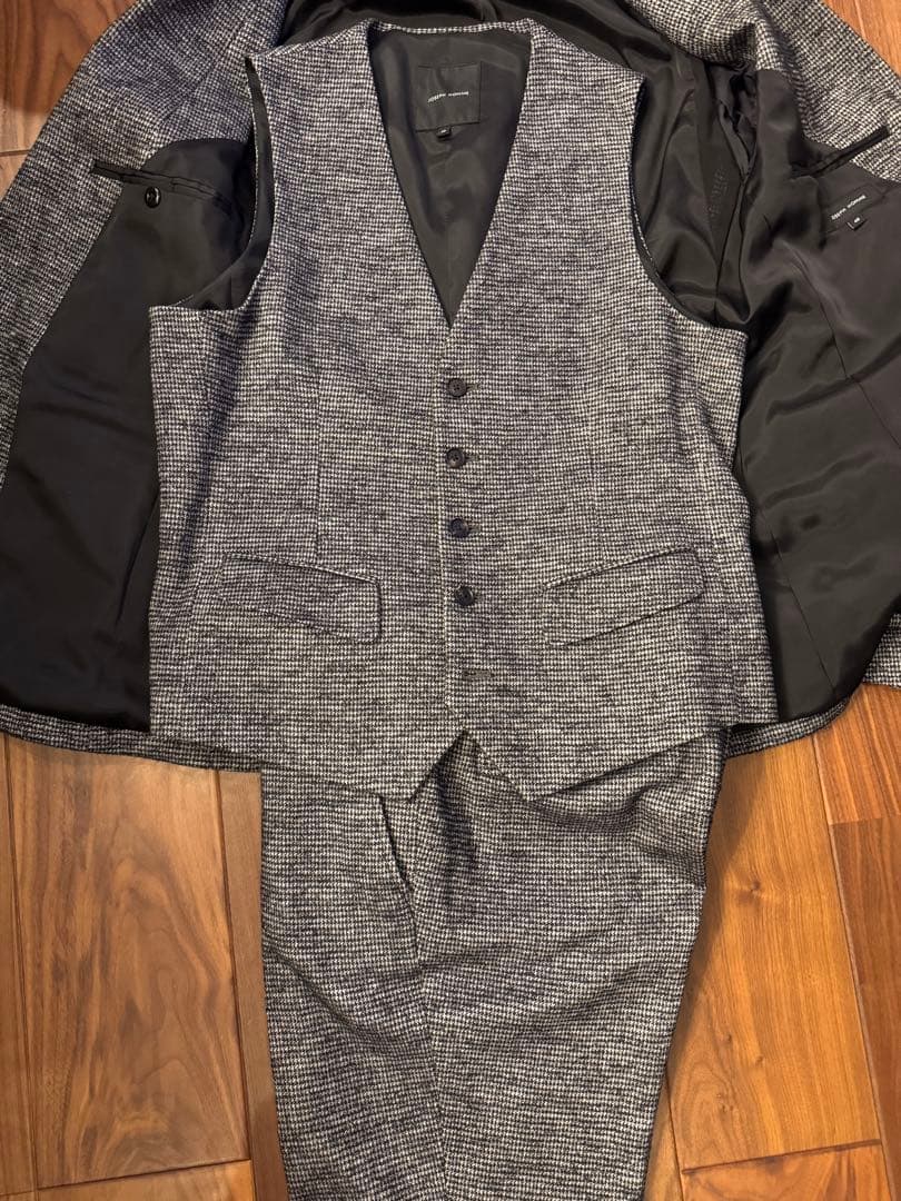 ジョセフオム　秋冬スリーピーススーツ